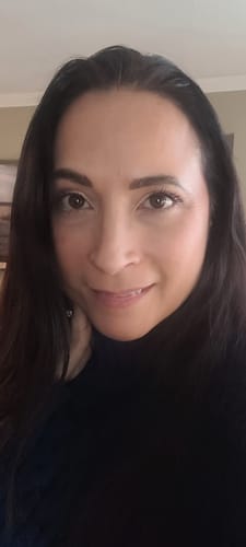 Sandrine R. review image